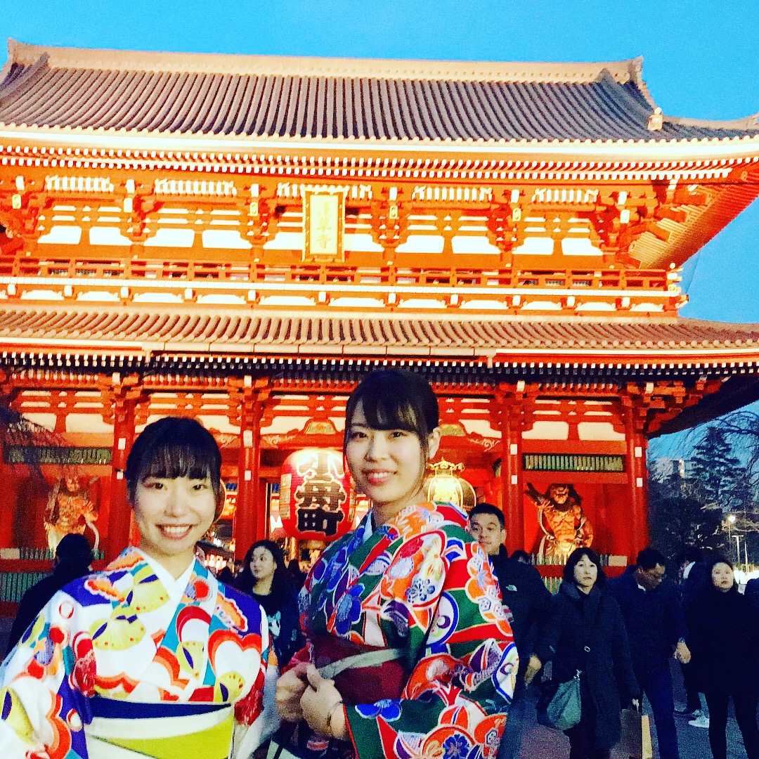昼とは違う顔夜の浅草♡