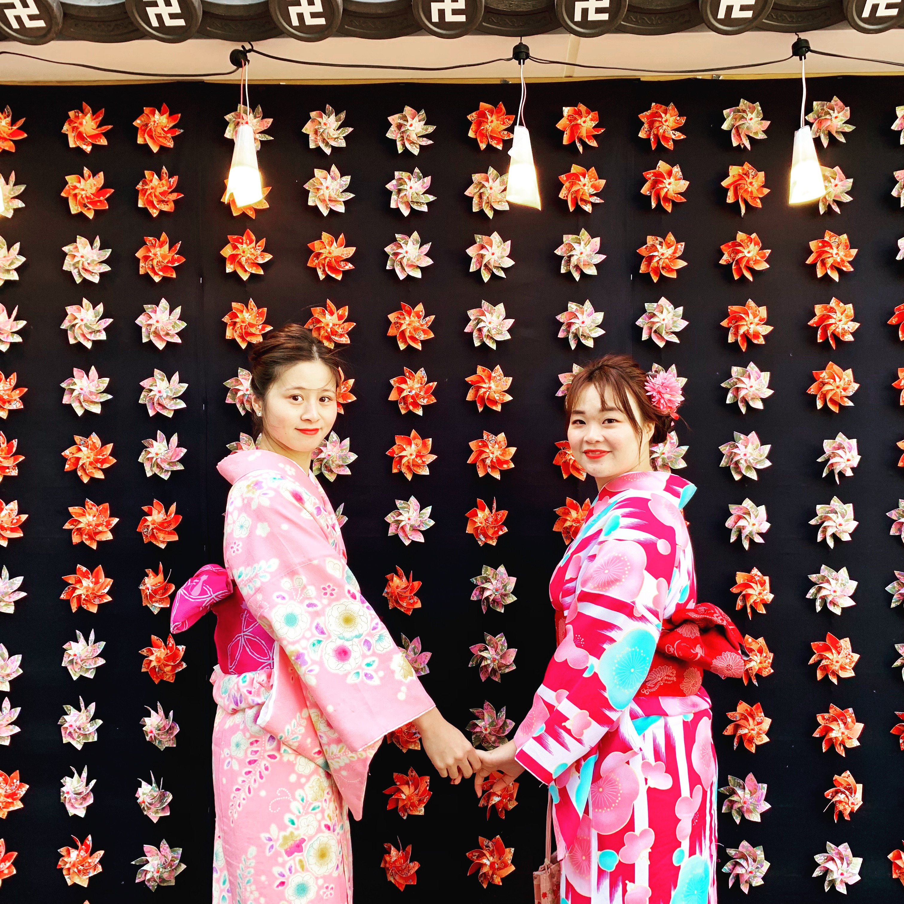 フォトジェニックな浅草を散策♪