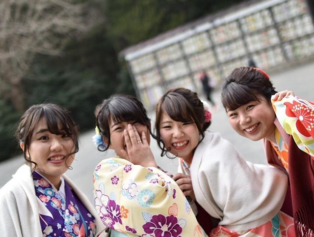 【期間残りわずか！学割キャンペーン】卒業袴の予約がまだなら着物レンタルVASARAへ