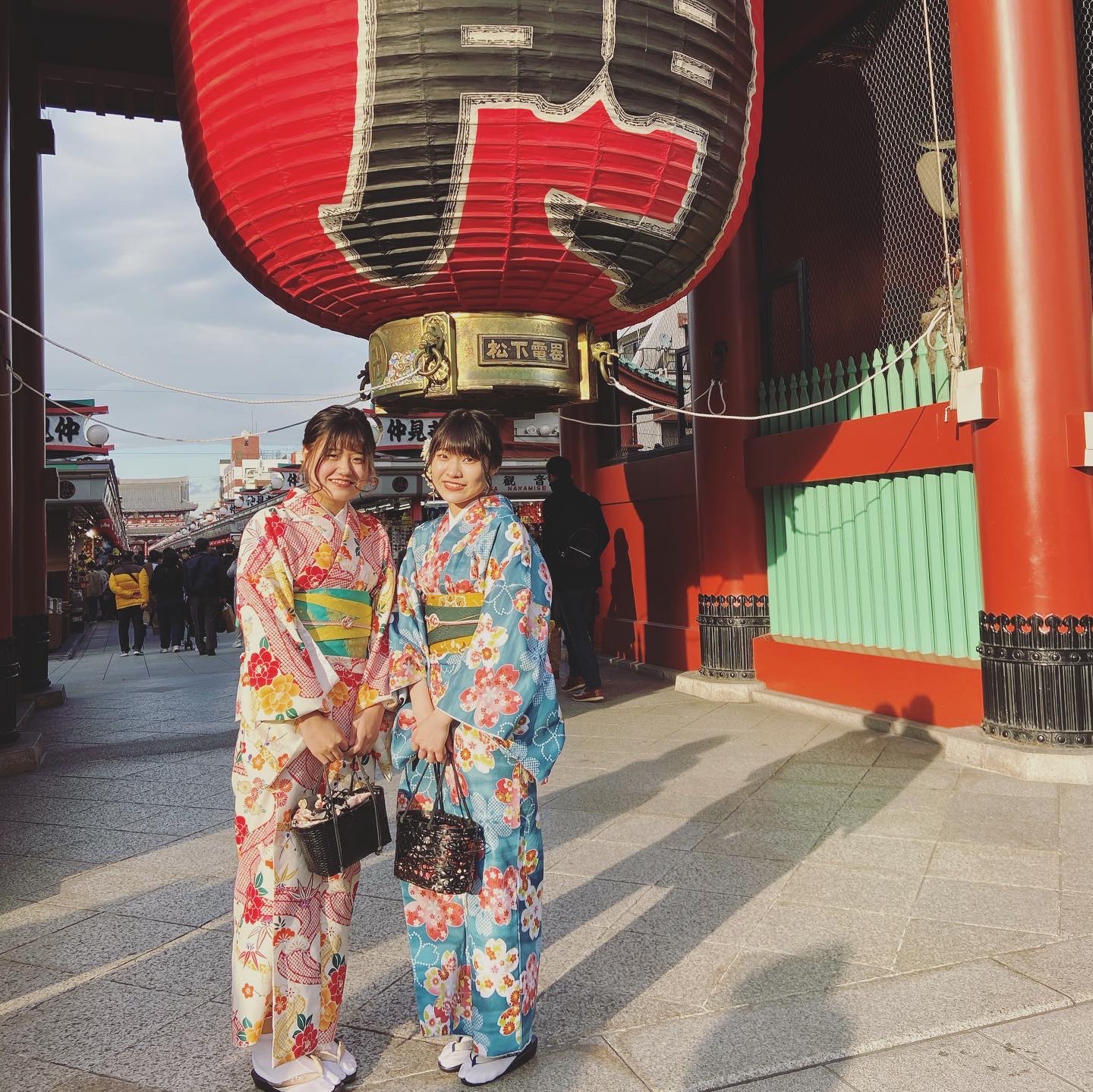 浅草寺でパシャリ♡♡