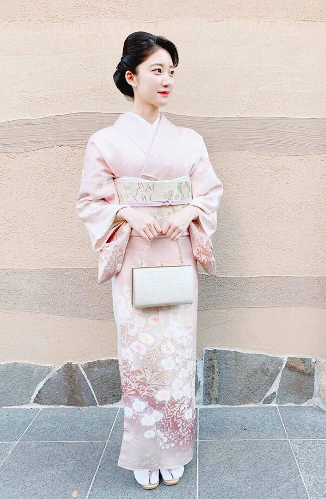 訪問着╰(*´︶`*)╯♡