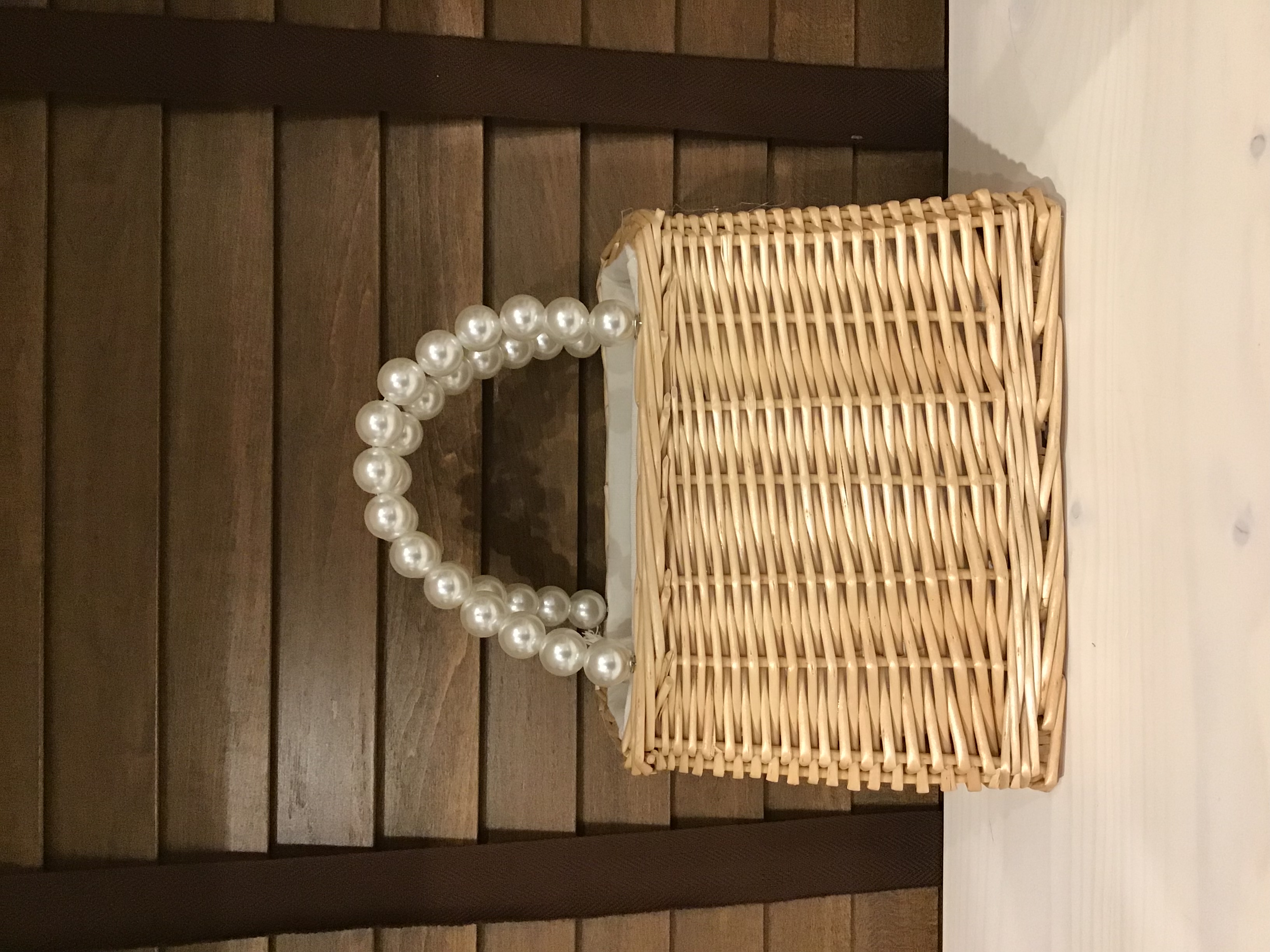 パールバックで華やかに♡
