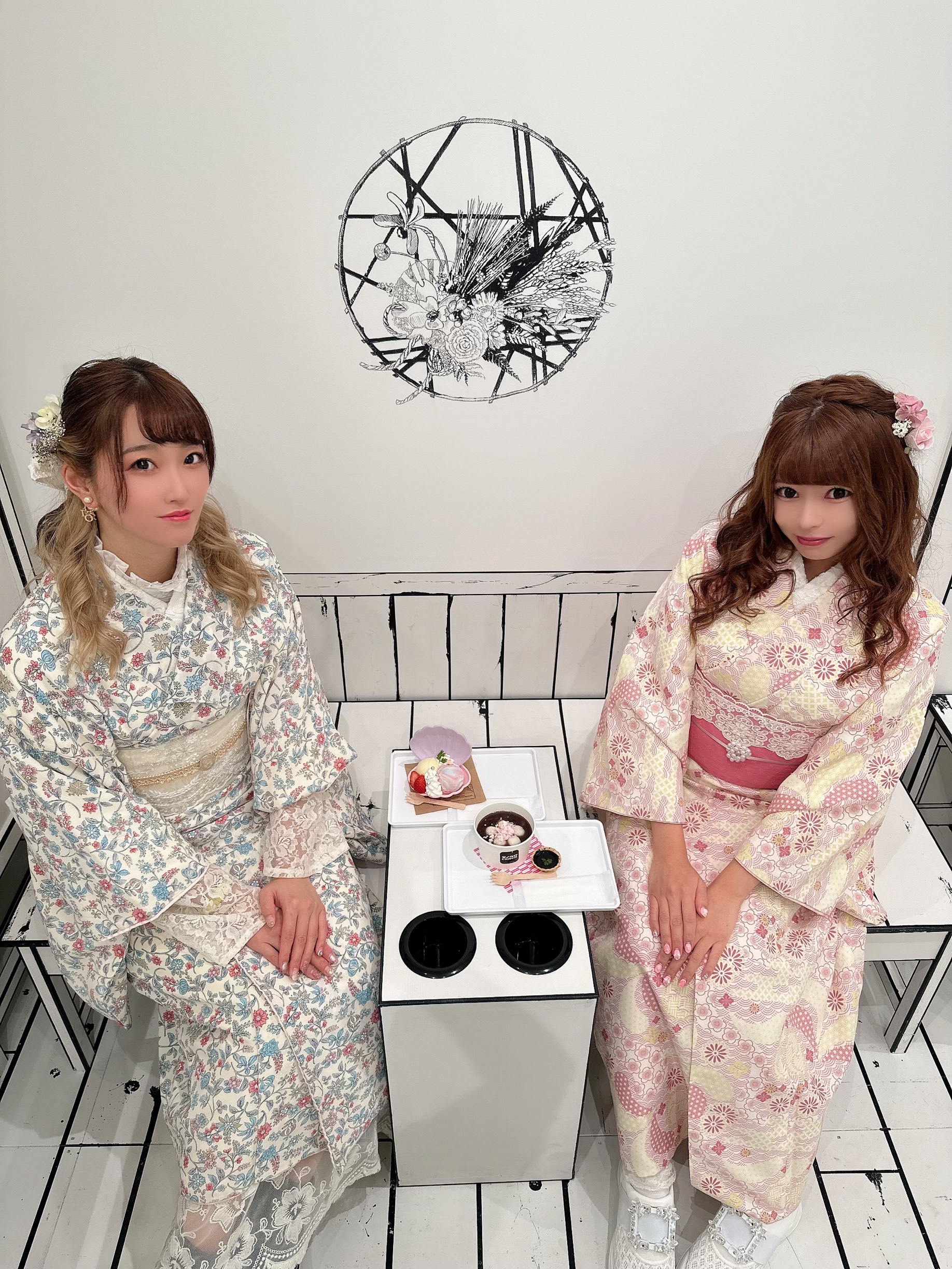 モノクロチャヤ