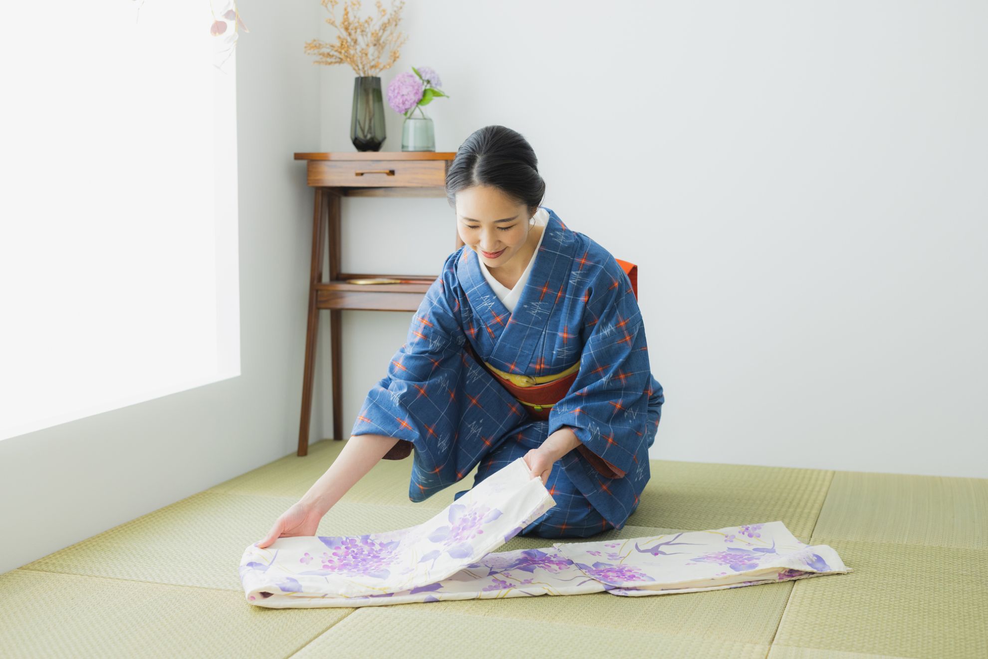 着物の畳み方ガイド｜留袖から長襦袢、子どもの着物までをわかりやすく解説！