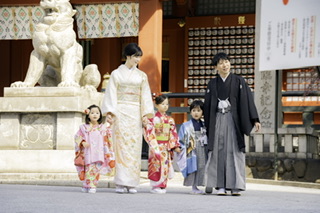 『卒業袴お下見受付中』　東京都浅草 袴　訪問着　七五三　振袖　着物レンタルVASARA浅草駅前店