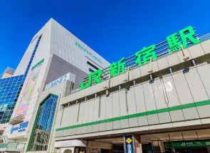 신주쿠역 앞점